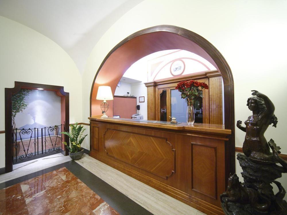 Hotel La Pace Naples Luaran gambar