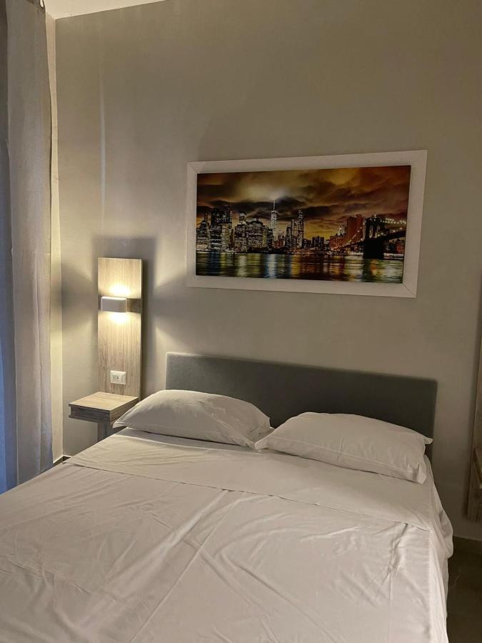 Hotel La Pace Naples Luaran gambar