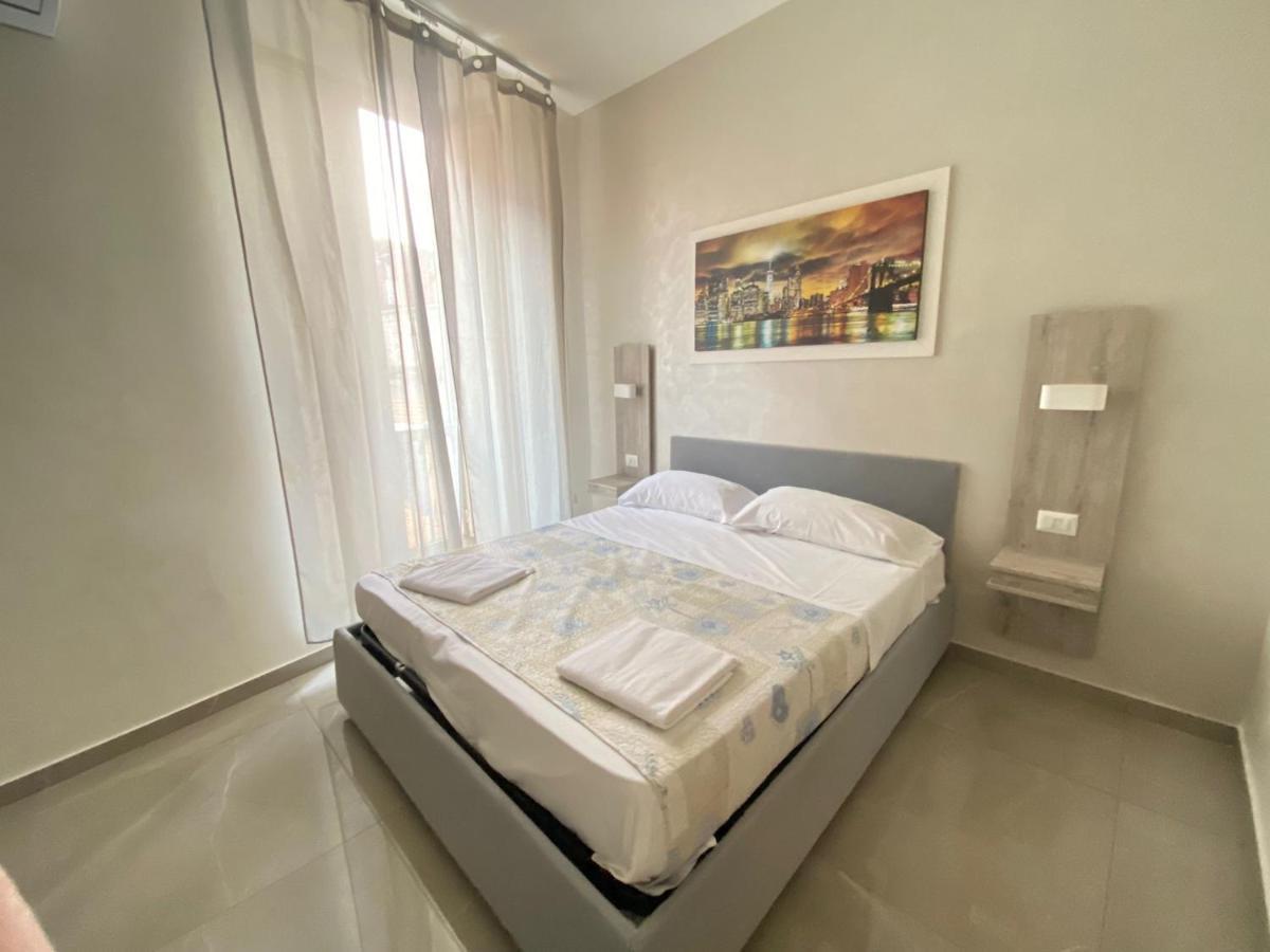 Hotel La Pace Naples Luaran gambar